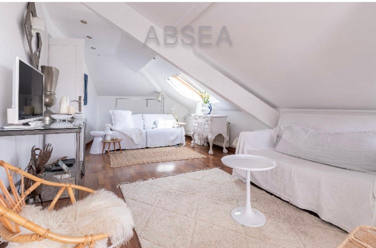 Appartement Centre Dernier Etage Antibes